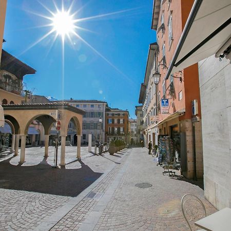 Ca'Cerere - Happy Rentals Рива-дель-Гарда Экстерьер фото